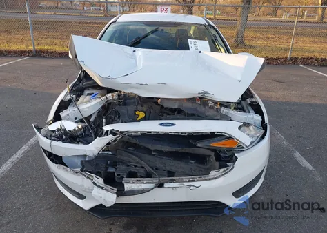 2015 Ford Focus Se z USA, uszkodzony, nr VIN 1FADP3F22FL353327